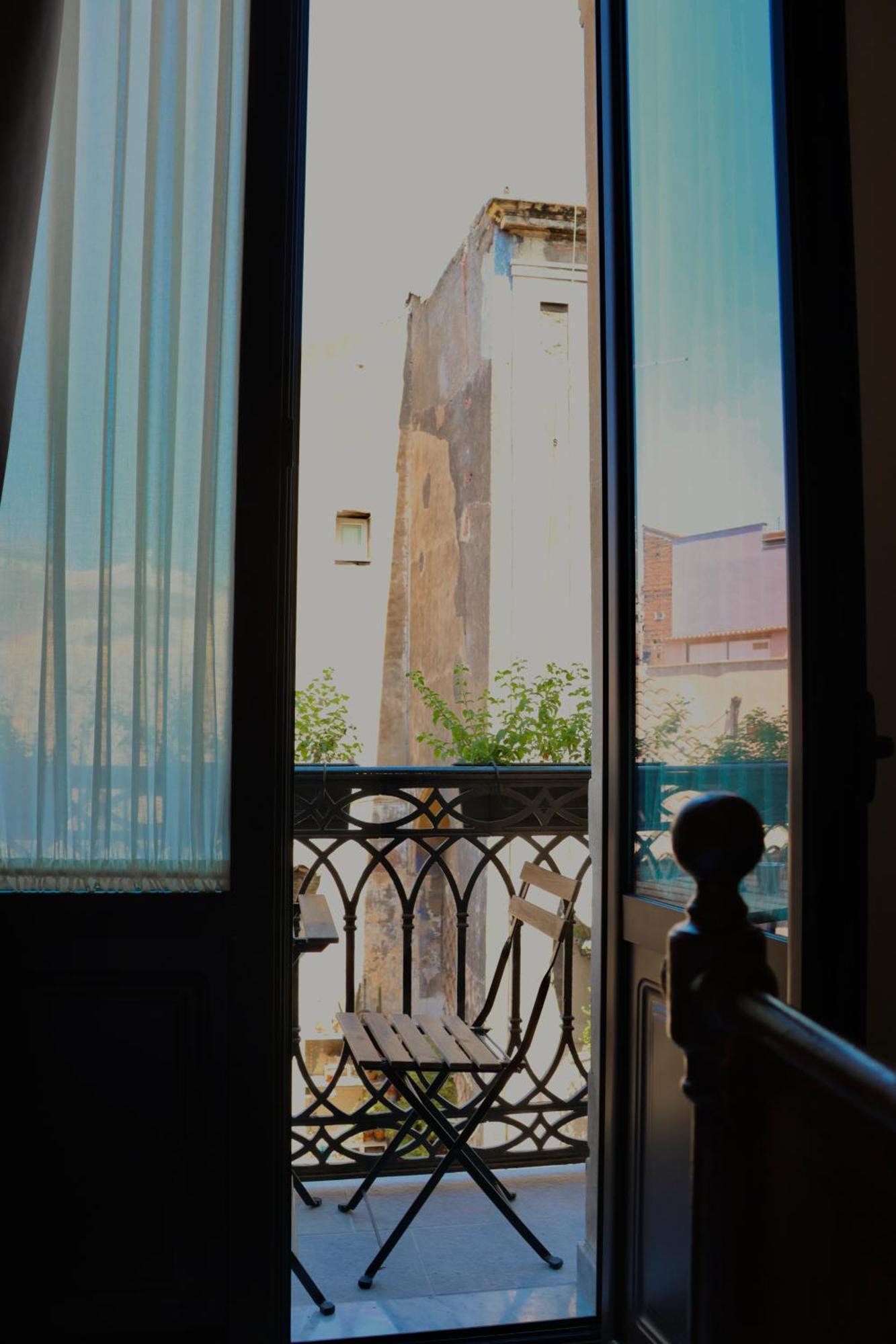 Holiday Lux Boutique Room CTA Exterior foto