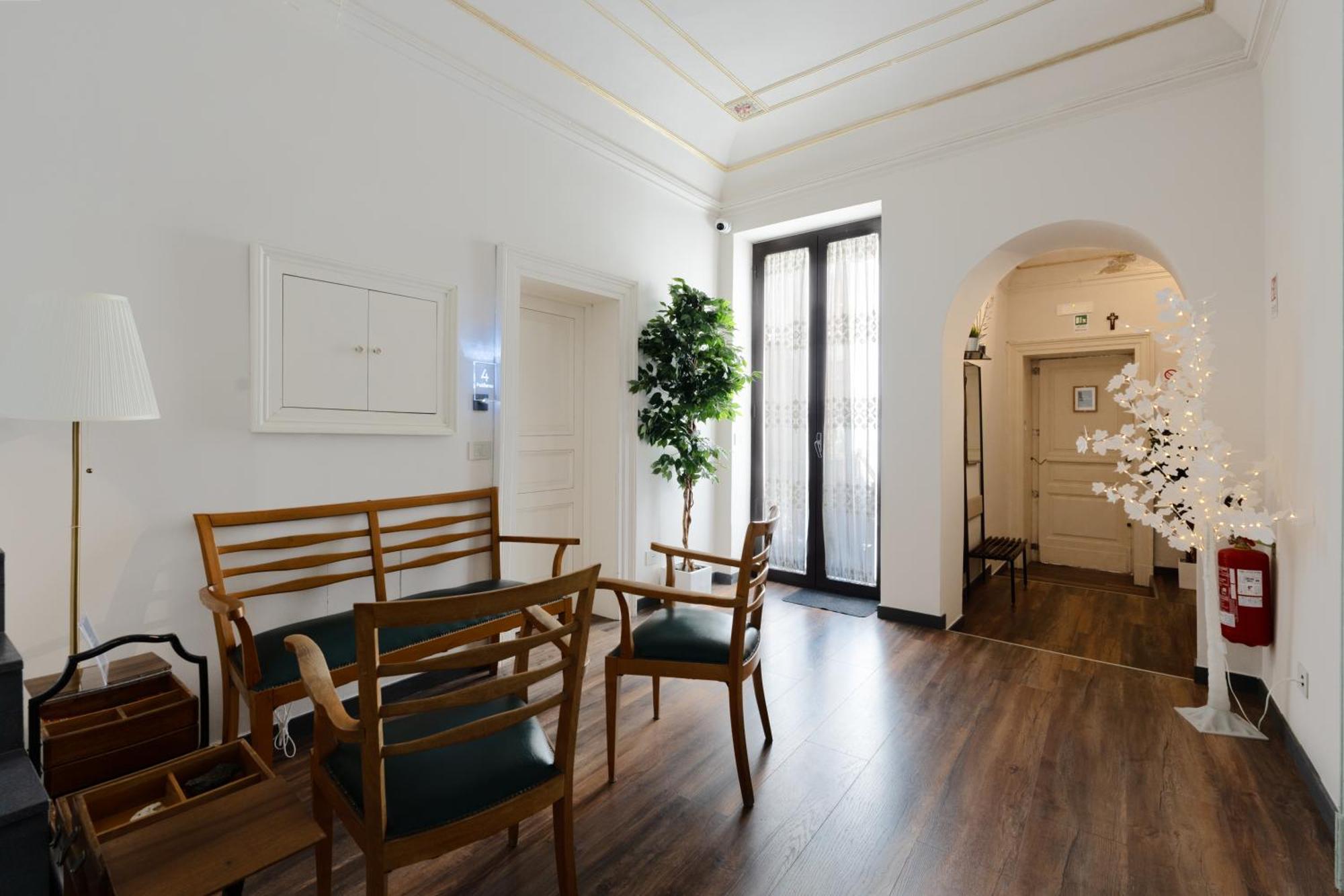 Holiday Lux Boutique Room CTA Exterior foto