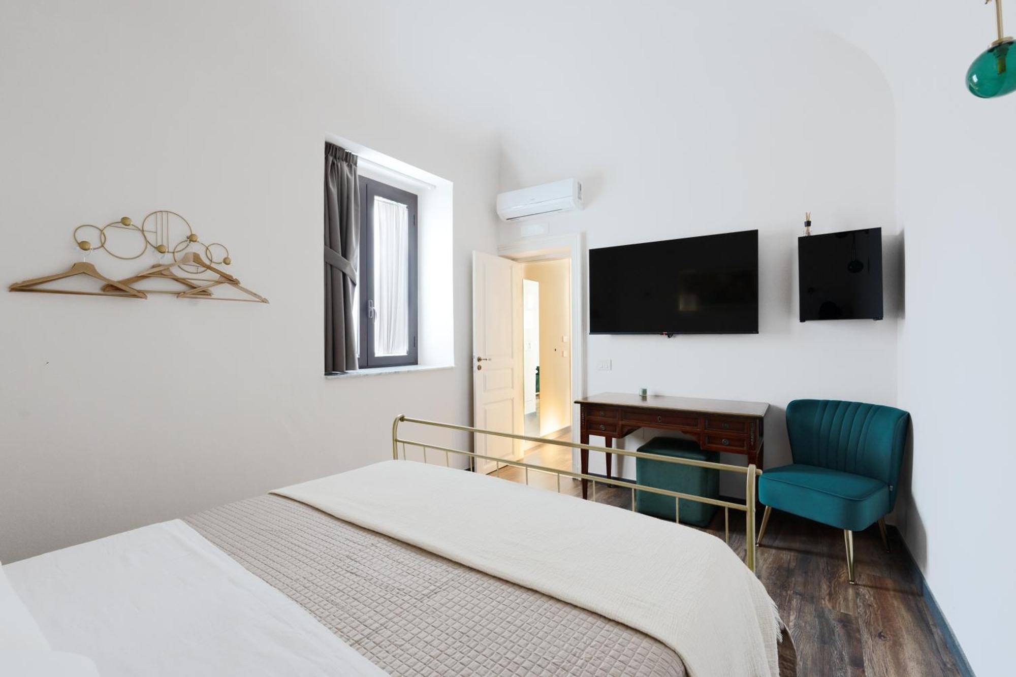 Holiday Lux Boutique Room CTA Exterior foto