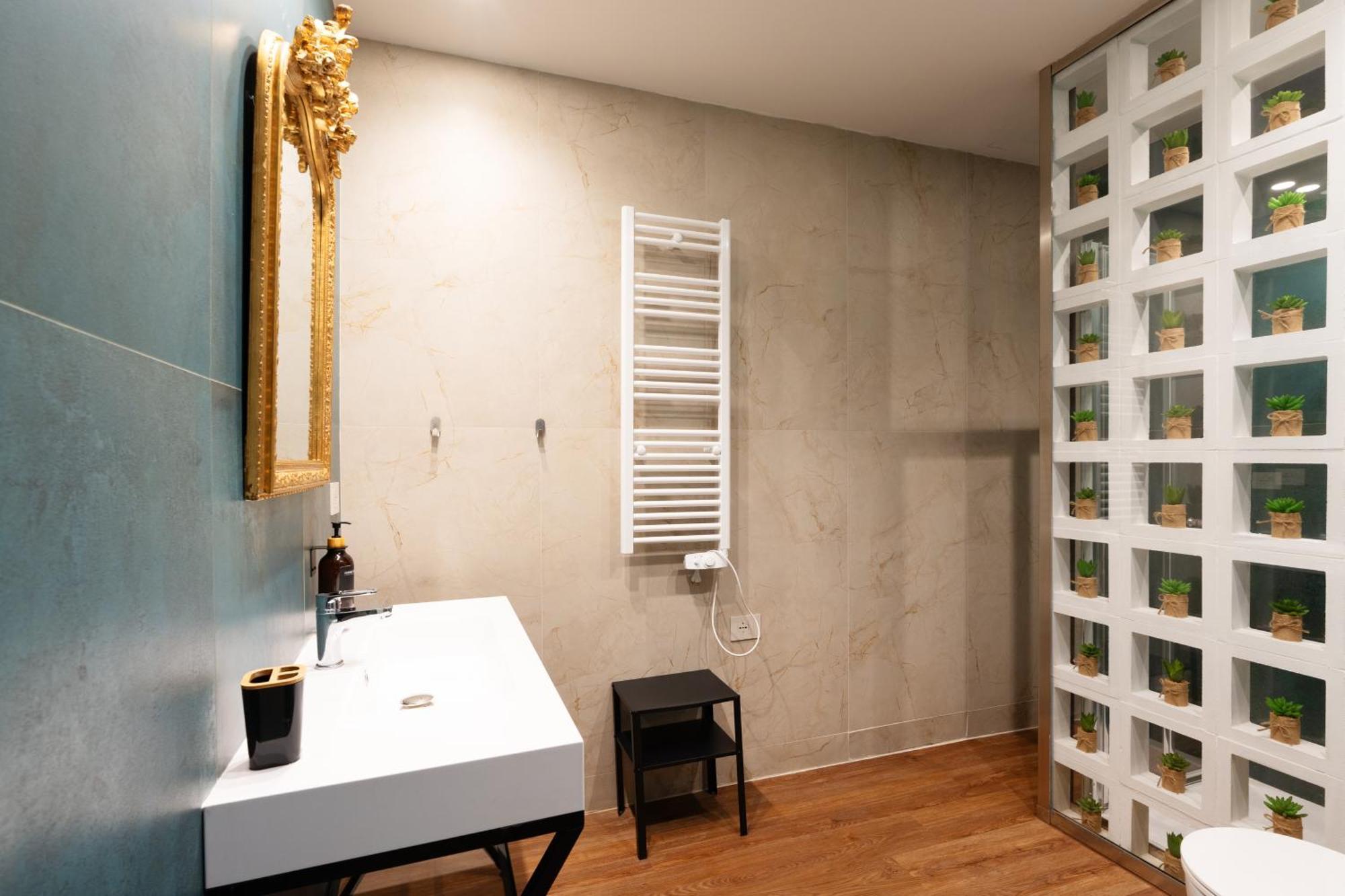 Holiday Lux Boutique Room CTA Exterior foto