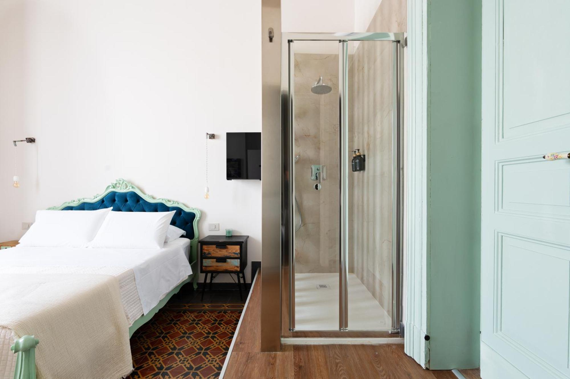 Holiday Lux Boutique Room CTA Exterior foto