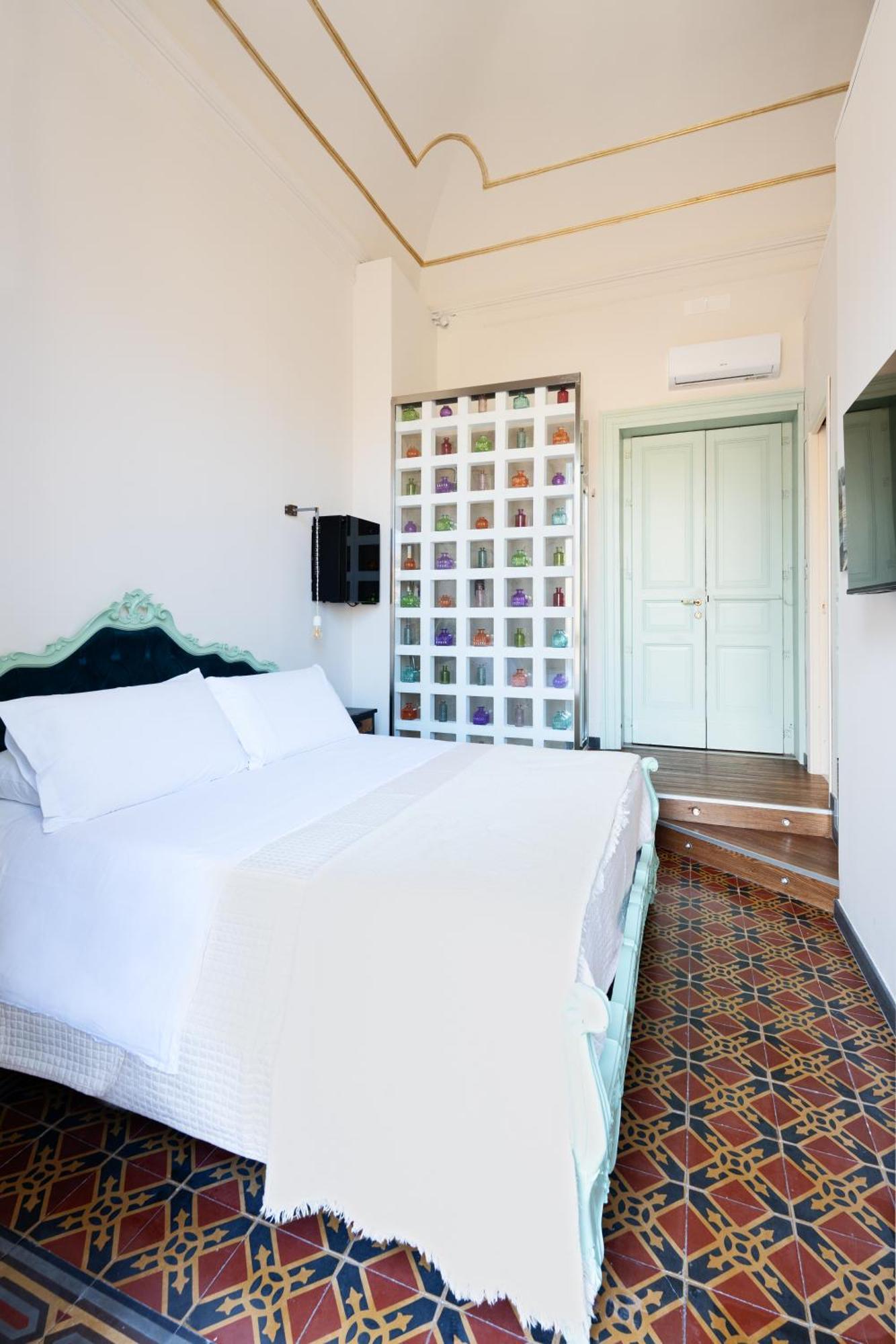 Holiday Lux Boutique Room CTA Exterior foto